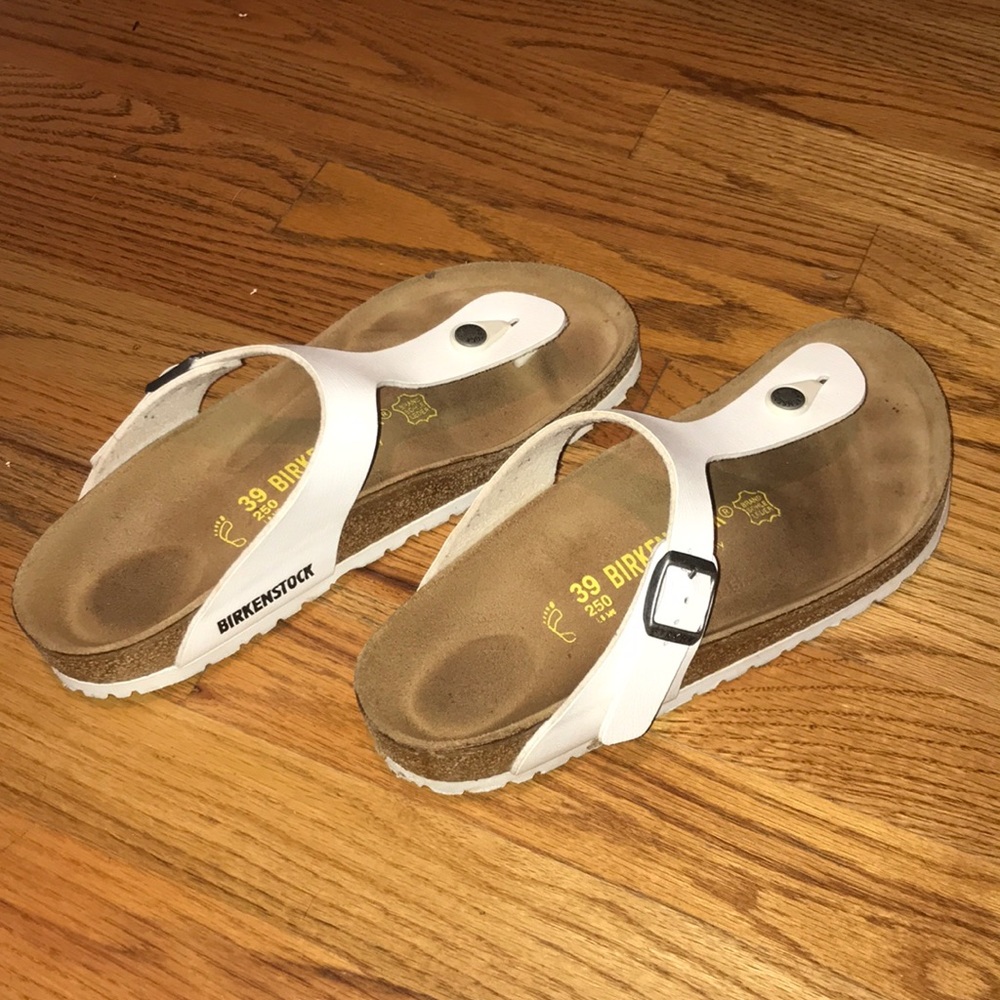 Gizeh White Birkenstocks (Worn few times) Size 39